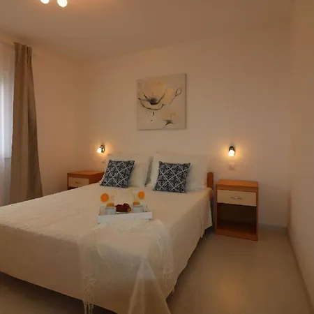 Ferienhaus Melisa Mit Pool In Poreč